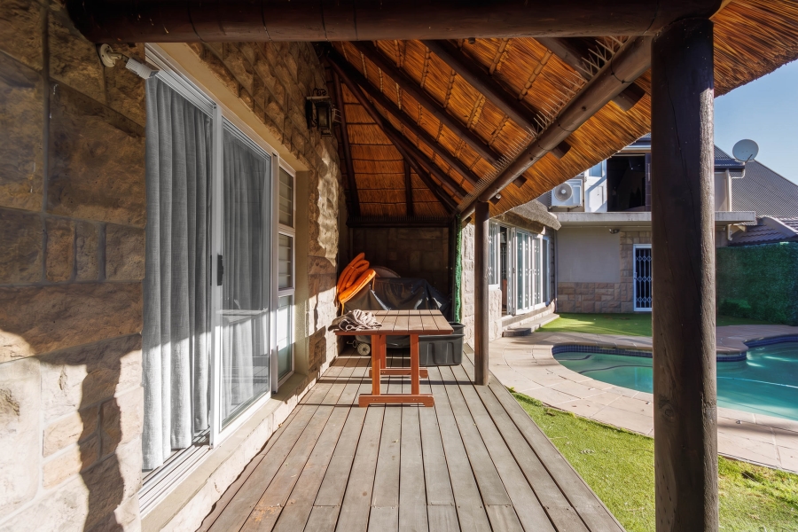 4 Bedroom Property for Sale in Goedehoop Western Cape